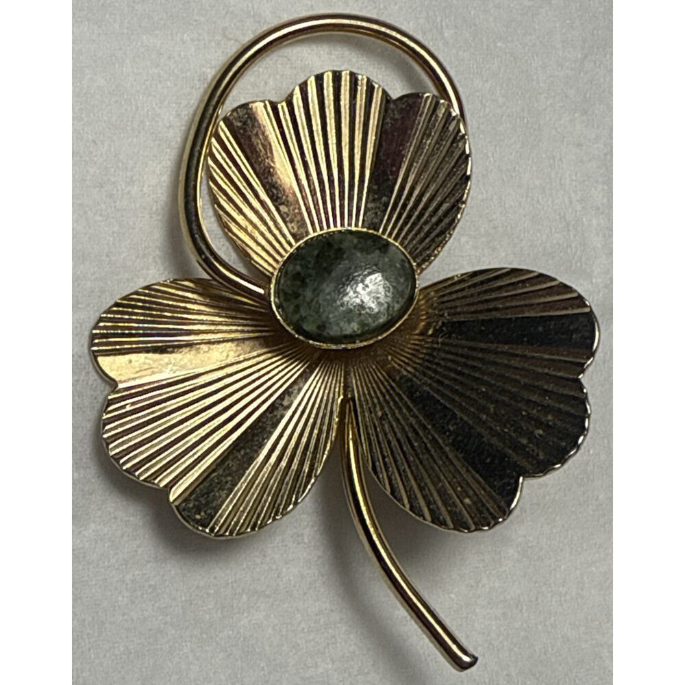 Vintage Gold Tone Clover Faux Jade Stone Brooch PB146‎